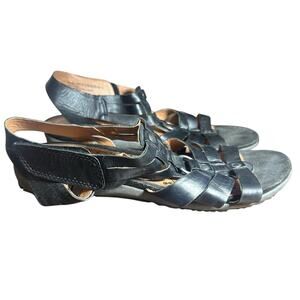 Baretraps Reeta Gladiator Sandals 10M Black Leather Upper Stylish & Comfortable
